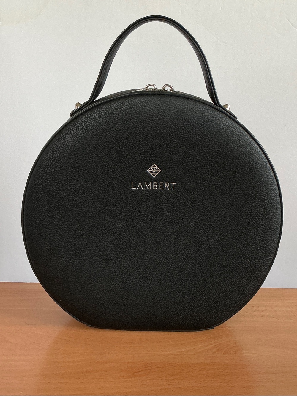 LAMBERT Large Black Round 3-in1 Purse